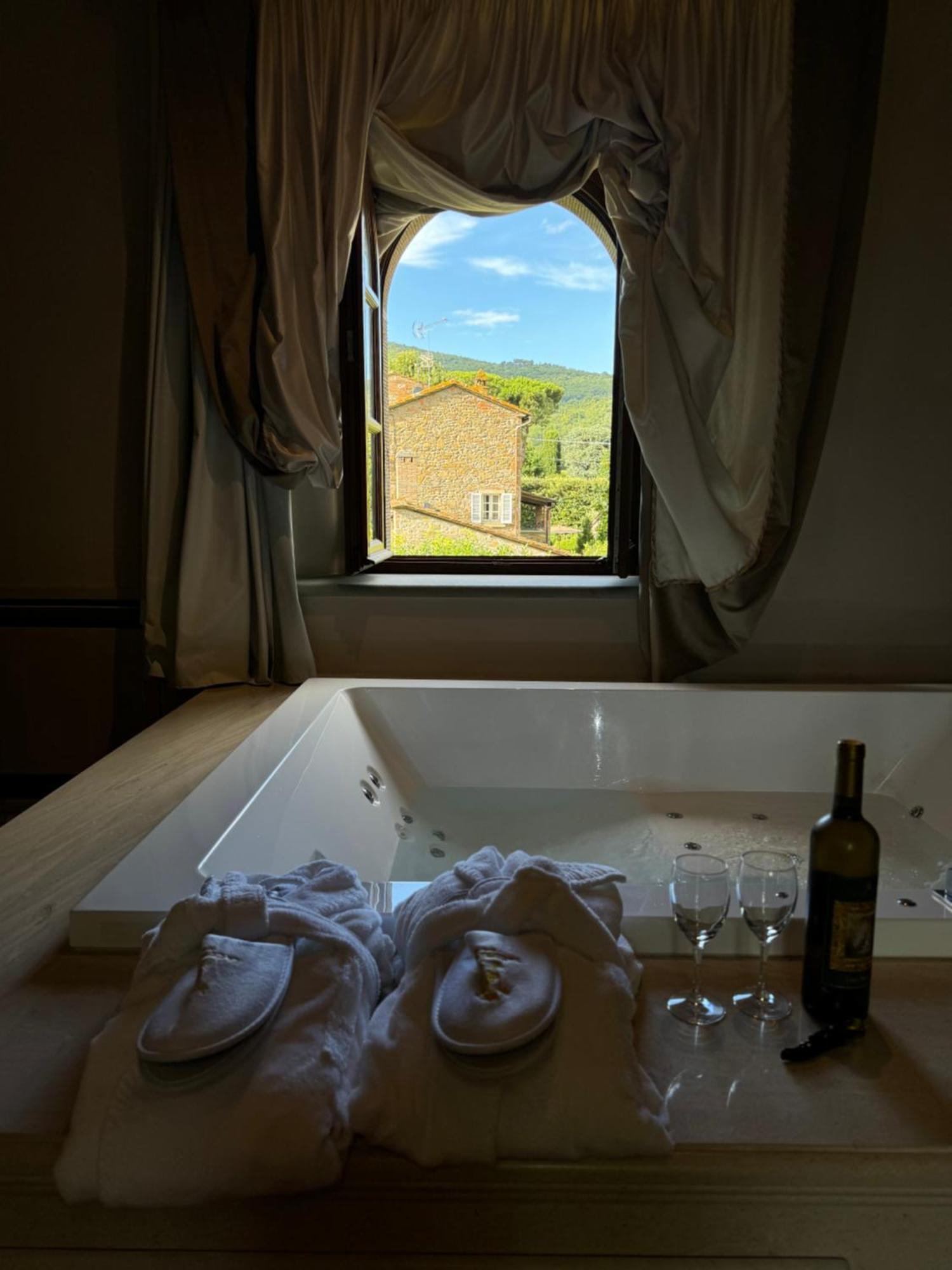 Relais La Corte Dei Papi Cortona Bagian luar foto